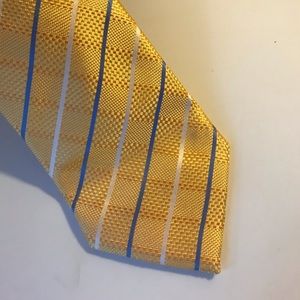 New Countess Mara Woven Silk Tie unworn